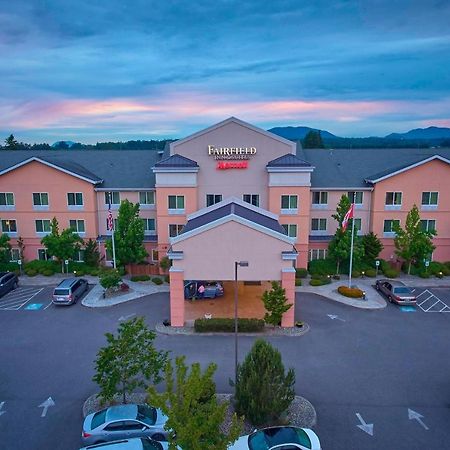 Fairfield Inn & Suites Берлингтон Экстерьер фото