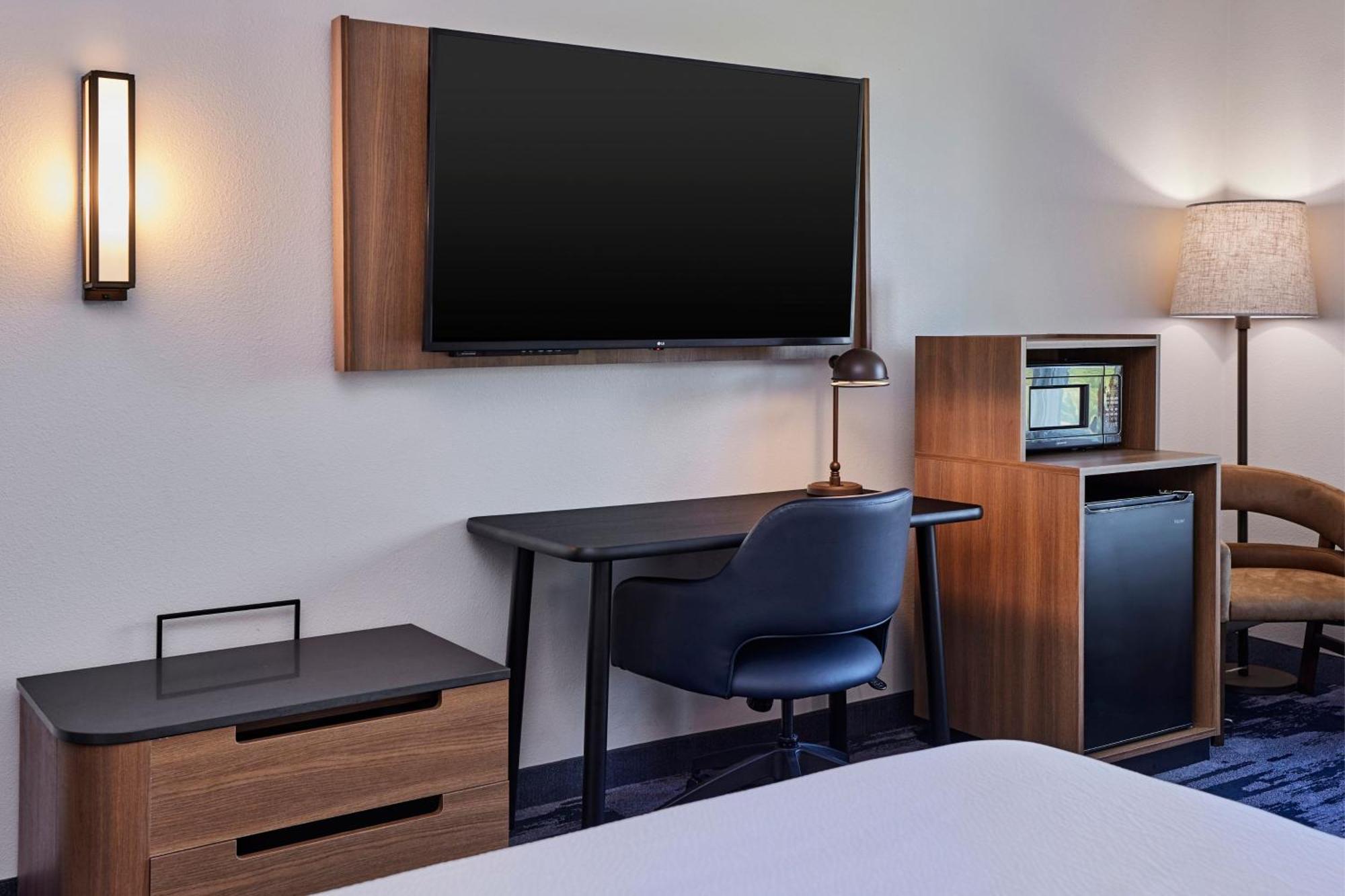 Fairfield Inn & Suites Берлингтон Экстерьер фото